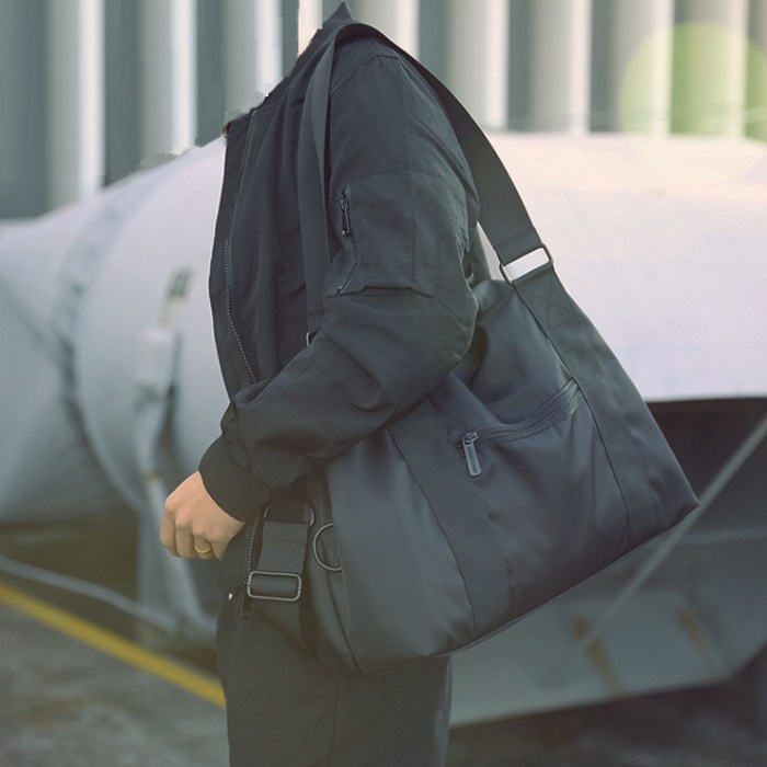 크로스백 구매후기 및 장점 단점 안내